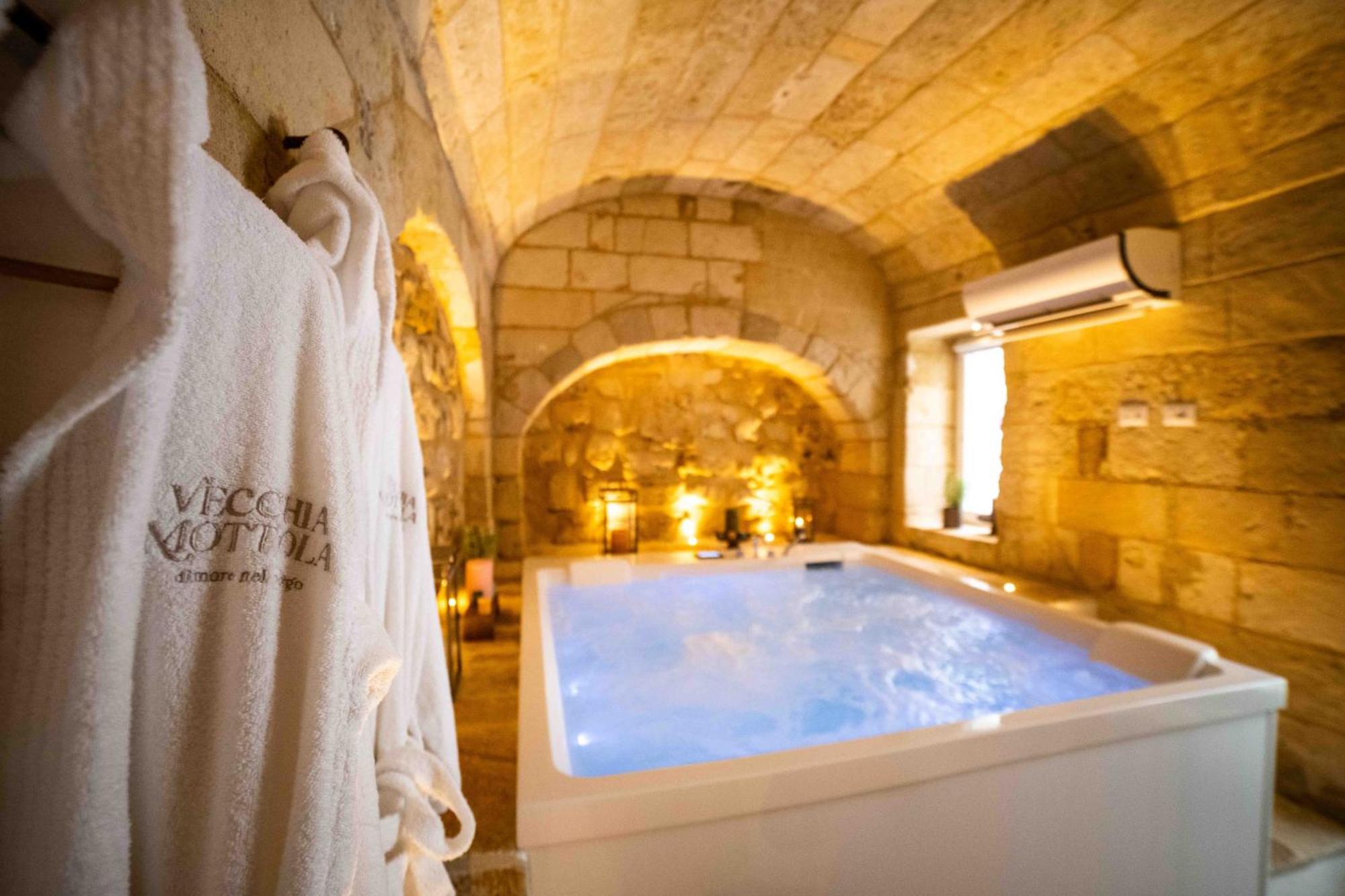 Hotel Vecchia Mottola Wellness Esterno foto